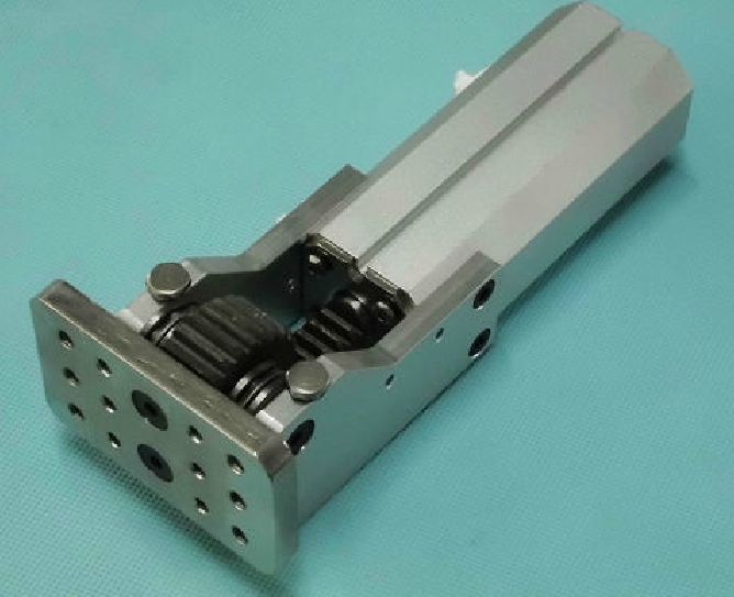 齿轮侧姿组25缸经