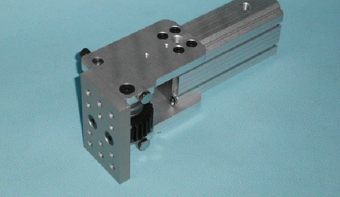 32缸经齿轮侧姿组